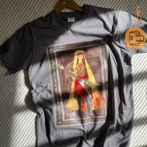 تیشرت بانو گیتاریست